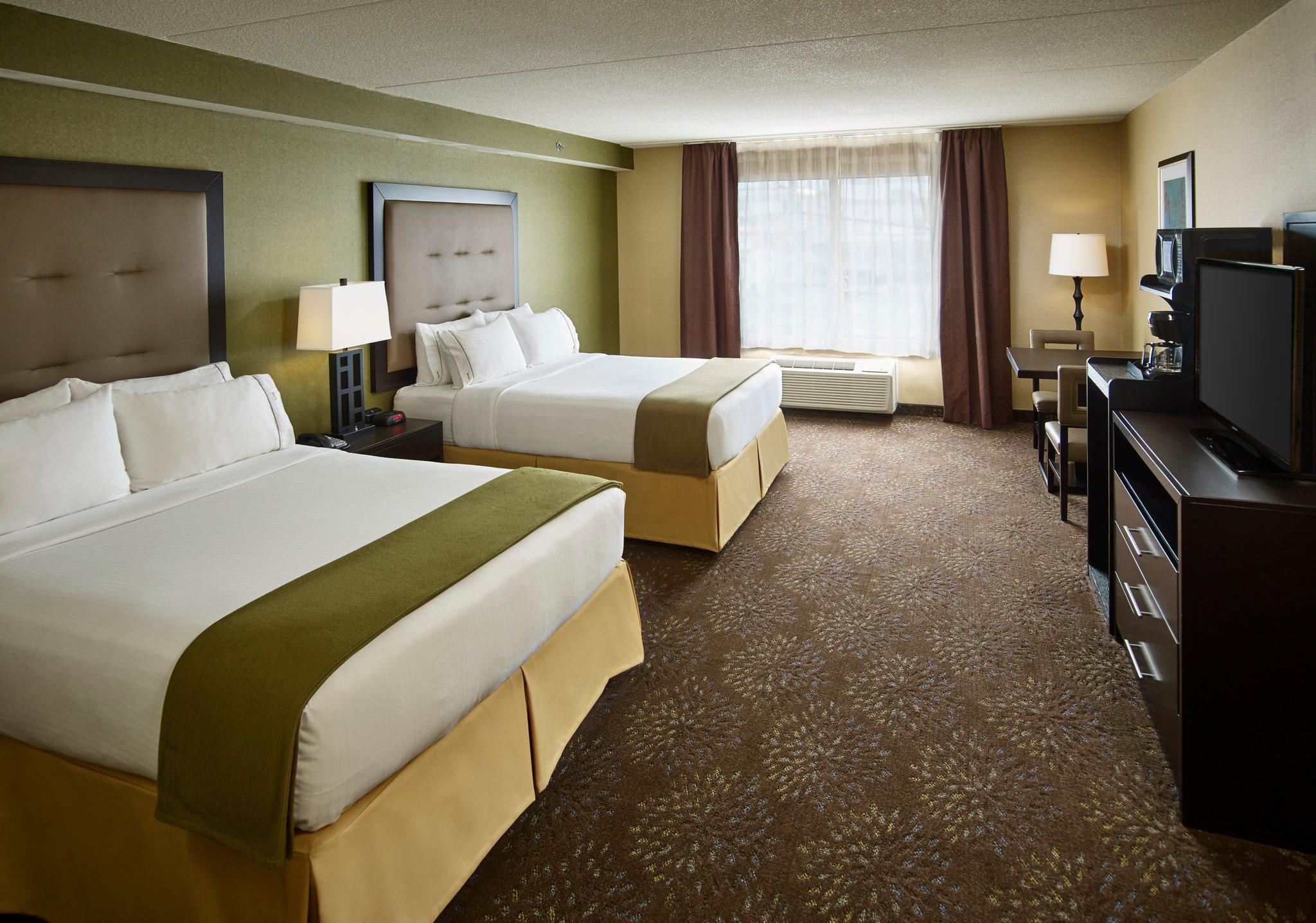 Holiday Inn Express And Suites Timmins By Ihg Экстерьер фото