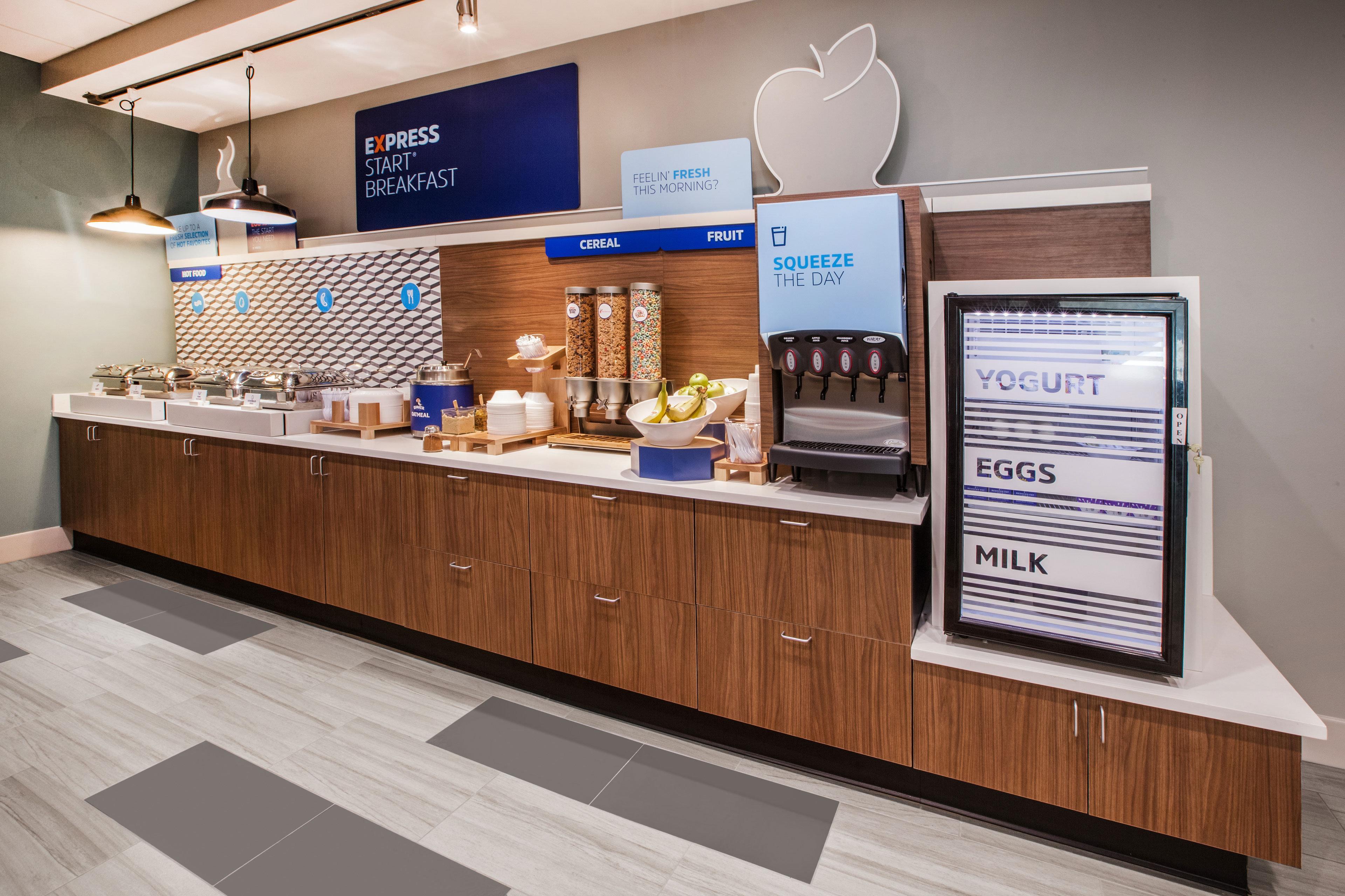 Holiday Inn Express And Suites Timmins By Ihg Экстерьер фото