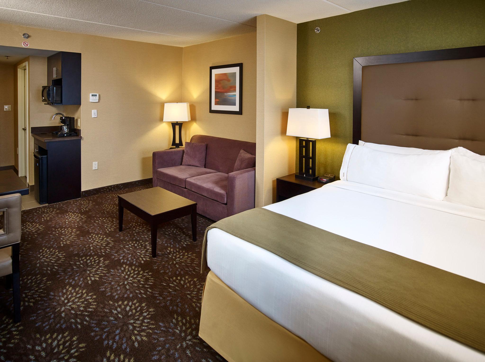 Holiday Inn Express And Suites Timmins By Ihg Экстерьер фото
