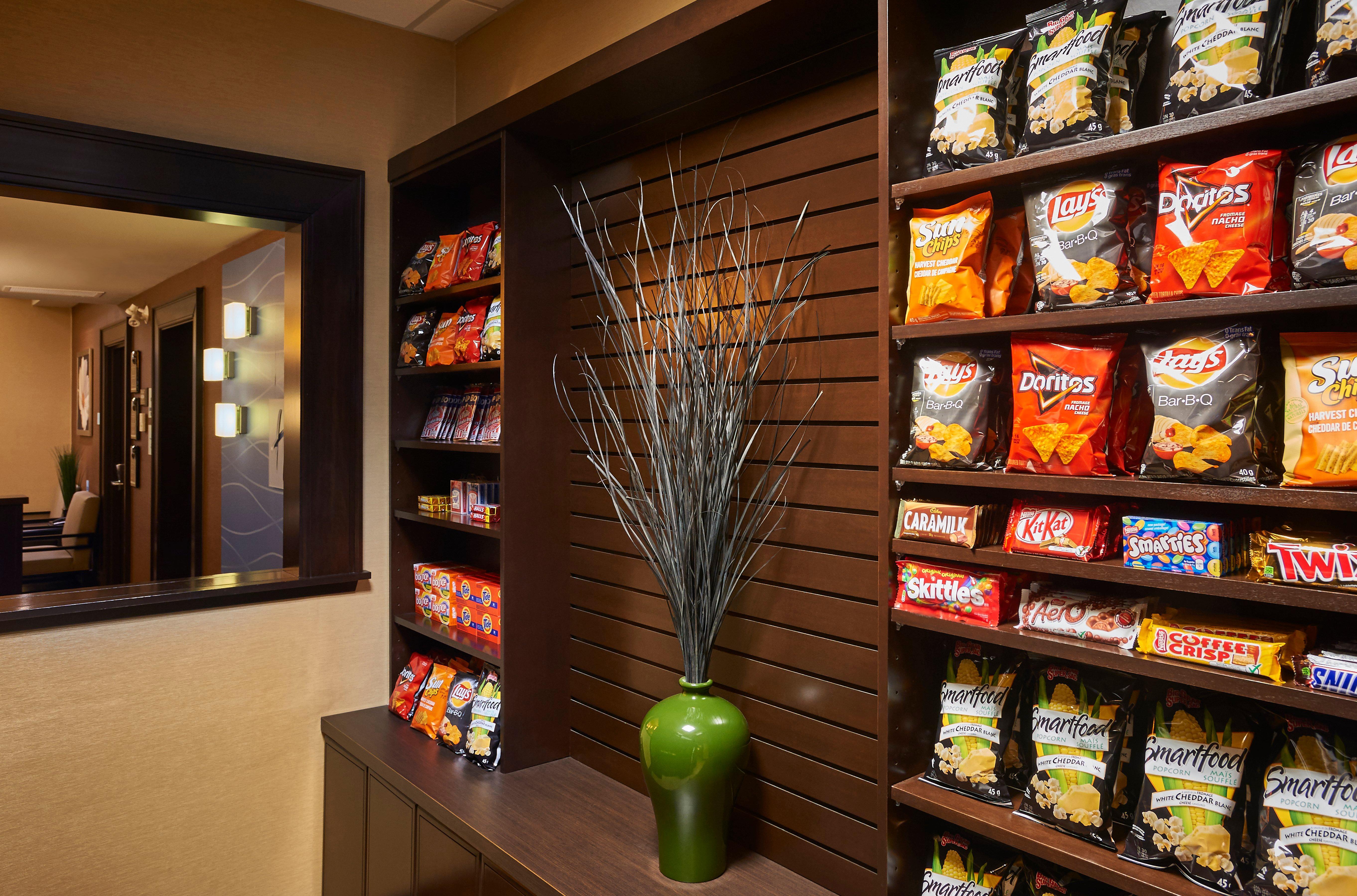 Holiday Inn Express And Suites Timmins By Ihg Экстерьер фото