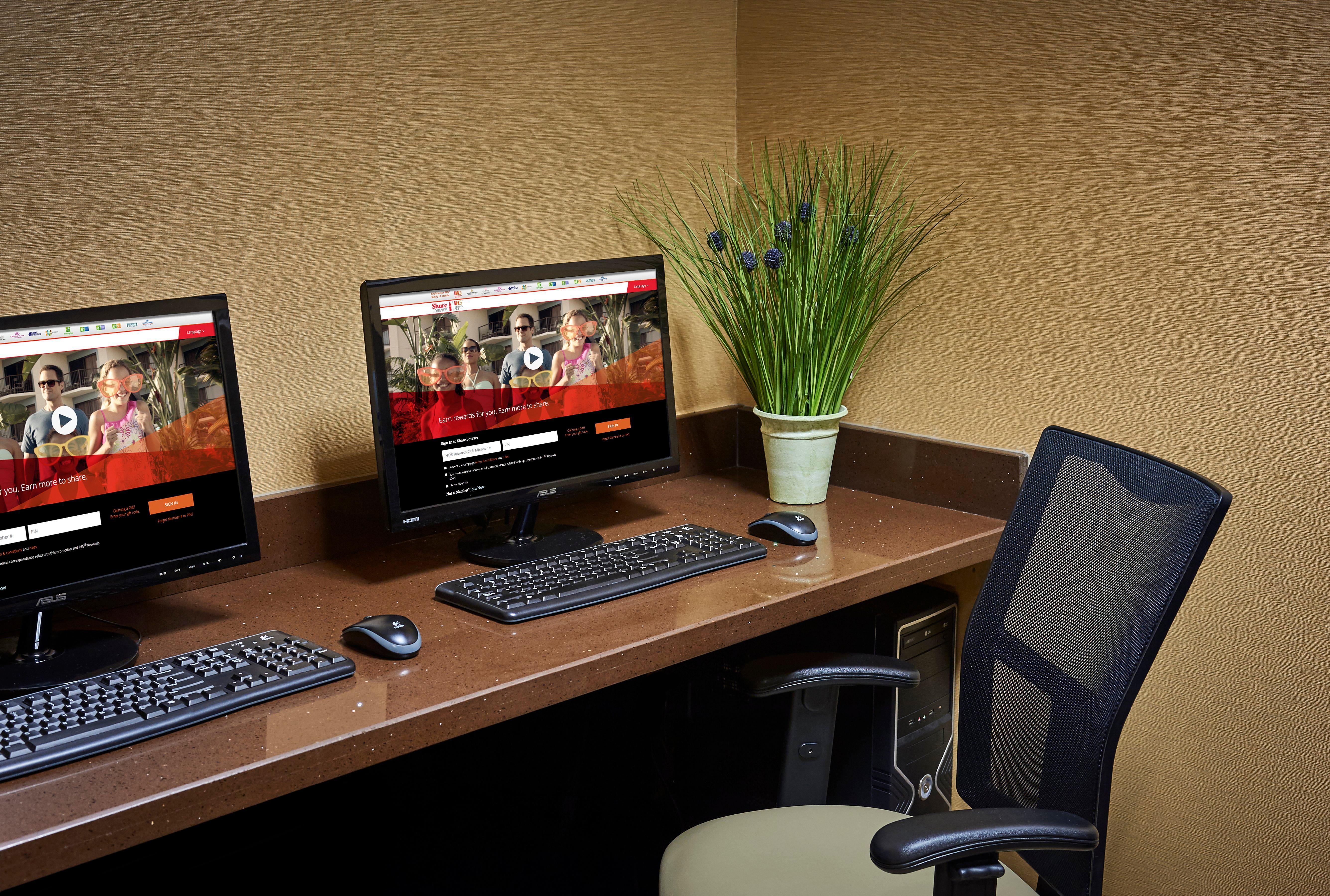 Holiday Inn Express And Suites Timmins By Ihg Экстерьер фото