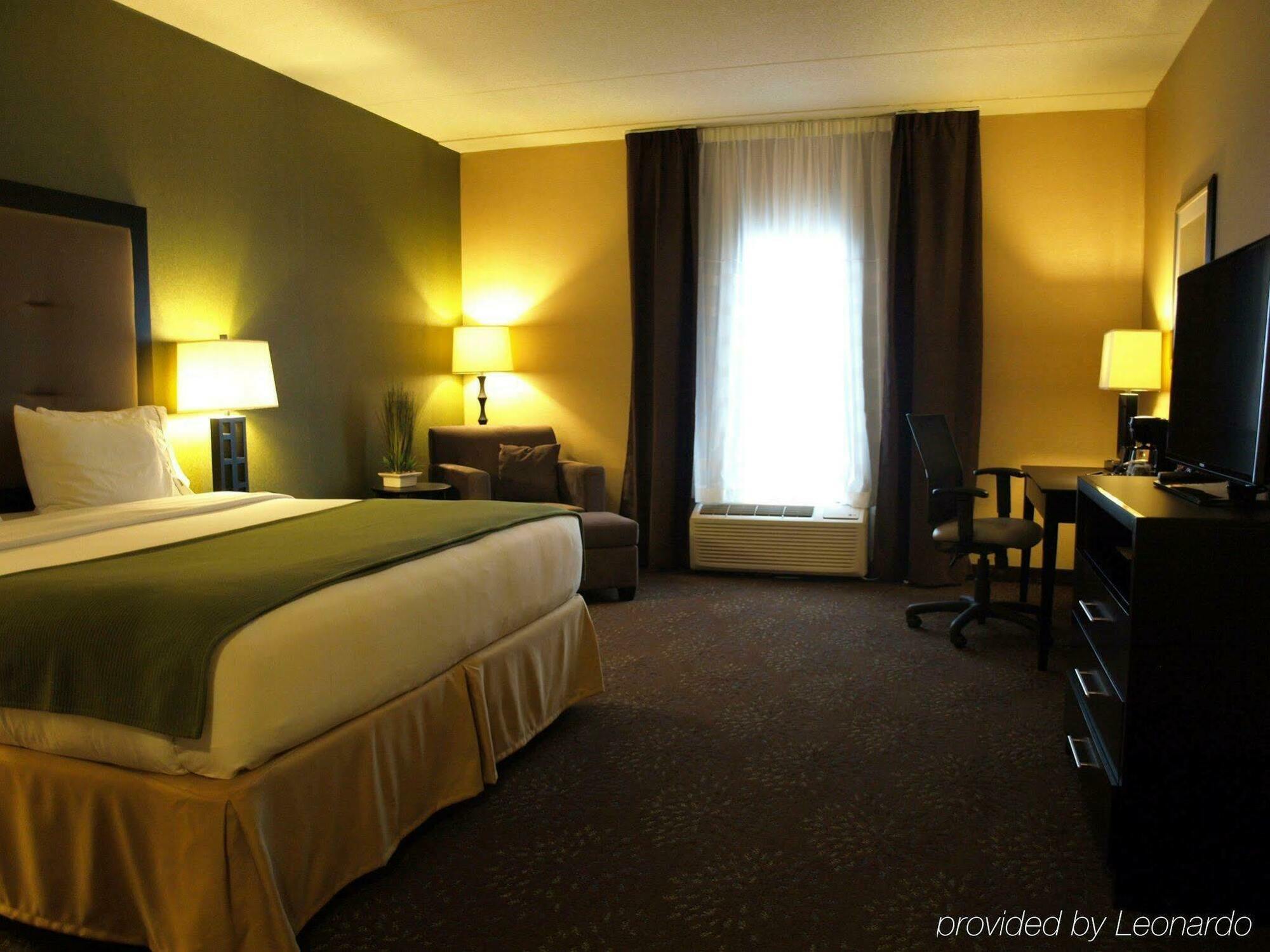 Holiday Inn Express And Suites Timmins By Ihg Экстерьер фото