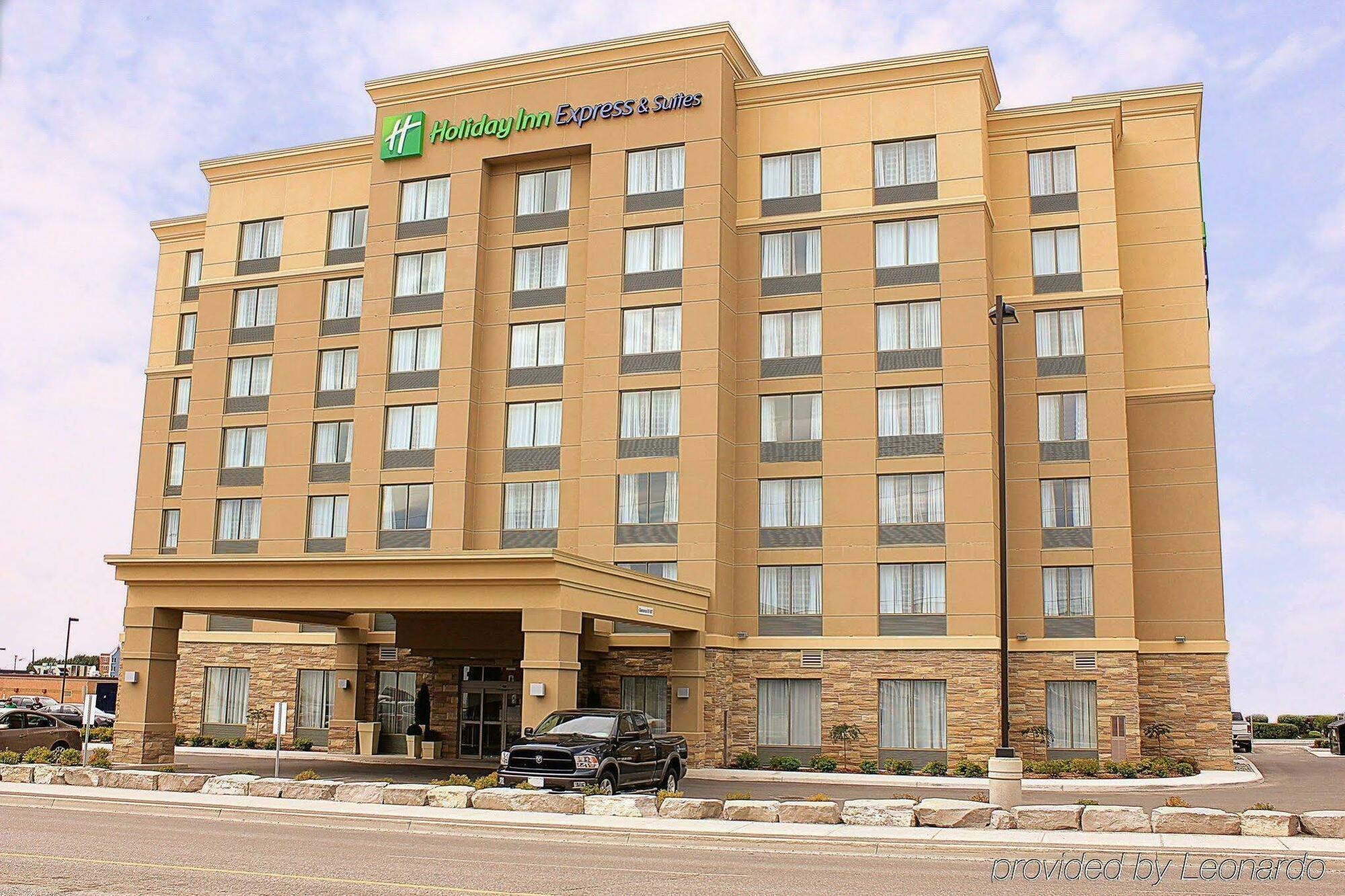 Holiday Inn Express And Suites Timmins By Ihg Экстерьер фото